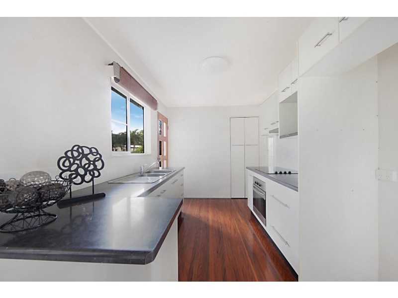 4 Rita Court, Kelso QLD 4815