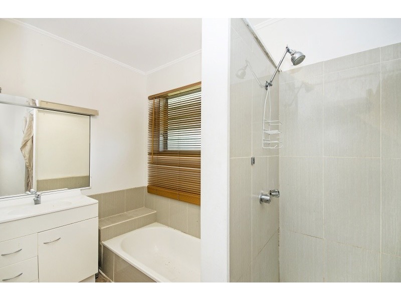 111 Nathan Street, Cranbrook QLD 4814