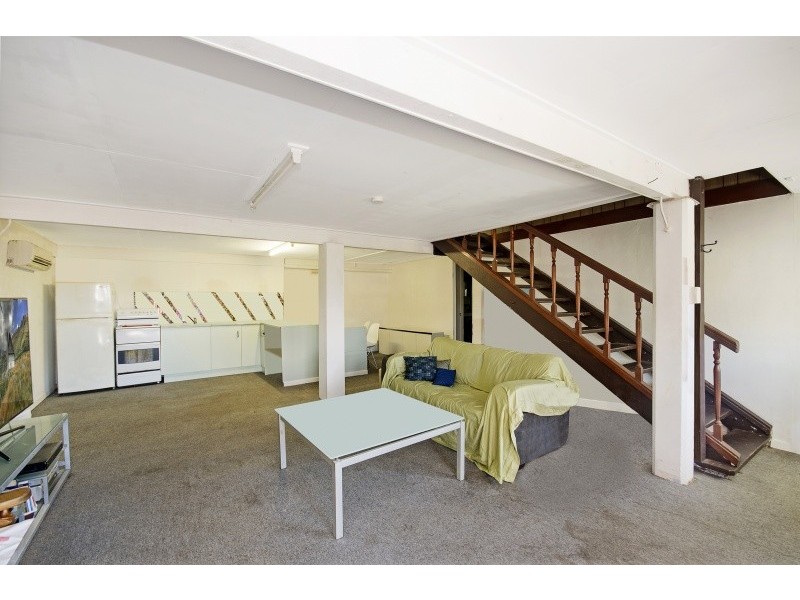 111 Nathan Street, Cranbrook QLD 4814