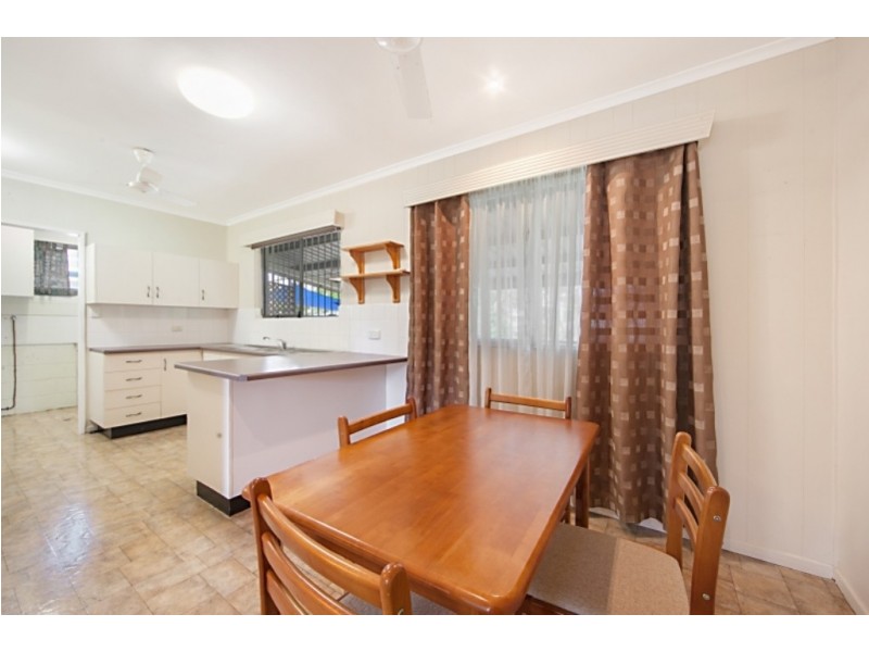 131 Albert Street, Cranbrook QLD 4814