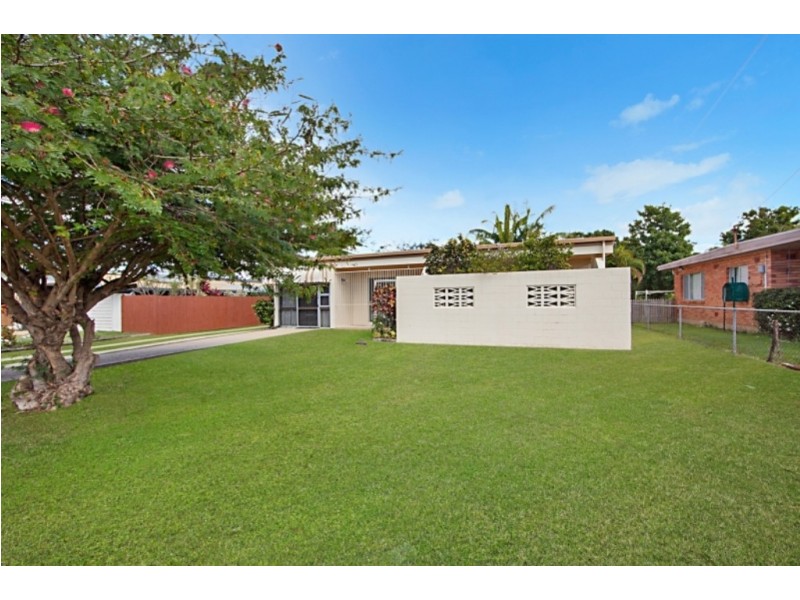 131 Albert Street, Cranbrook QLD 4814