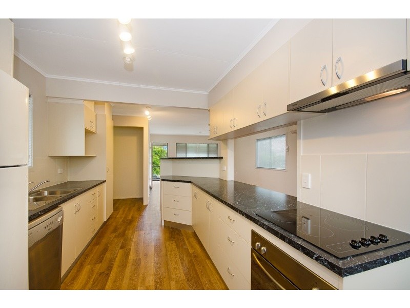 16 Tonkin Street, Heatley QLD 4814