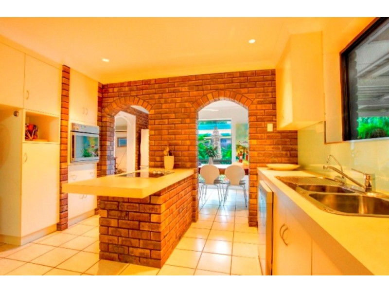 9 Garden Grove Crescent, Kirwan QLD 4817