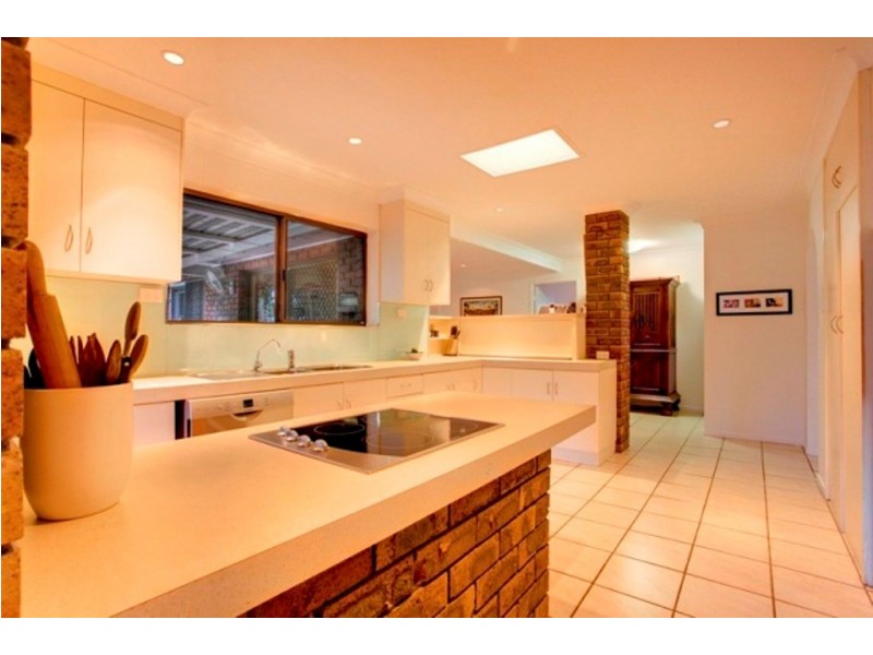 9 Garden Grove Crescent, Kirwan QLD 4817