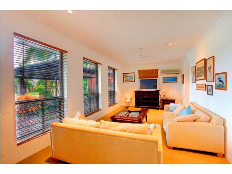 9 Garden Grove Crescent, Kirwan QLD 4817