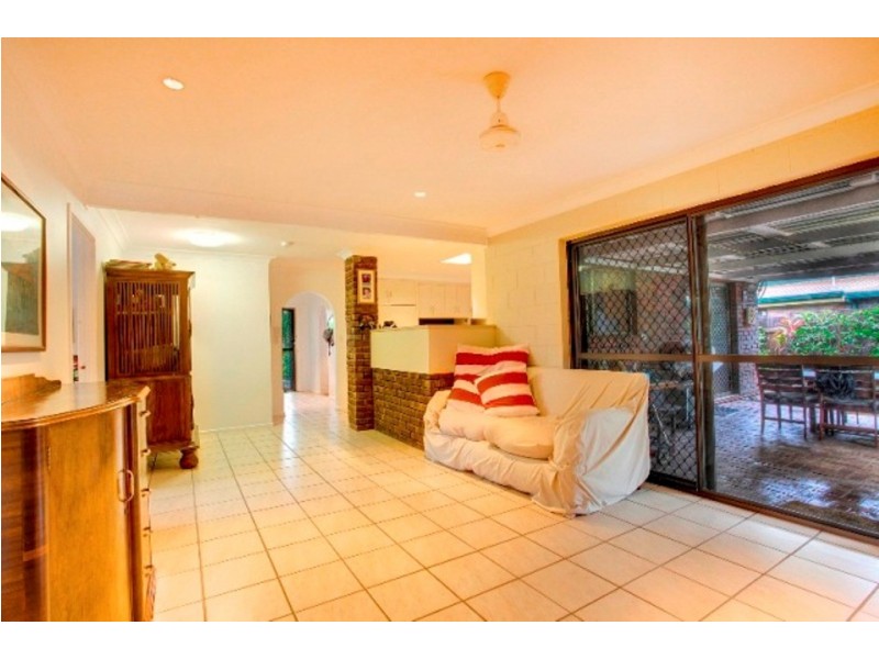 9 Garden Grove Crescent, Kirwan QLD 4817