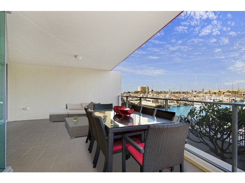 2103/6 Mariners Drive, Townsville City QLD 4810