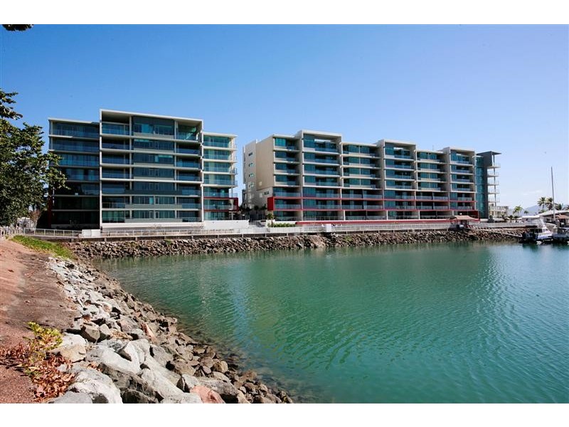 2103/6 Mariners Drive, Townsville City QLD 4810