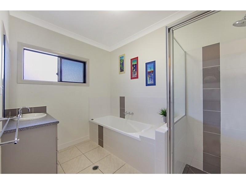 71 Springbrook Parade, Idalia QLD 4811