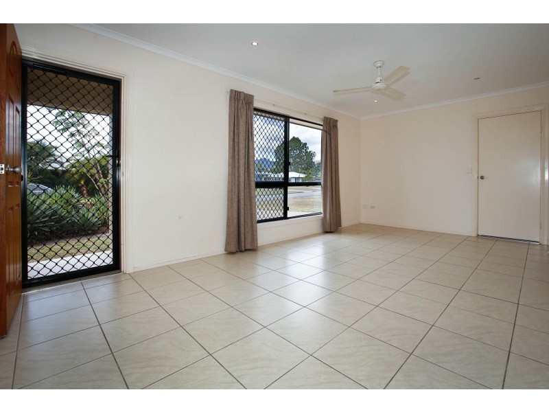 16 Simonsen Court, Kelso QLD 4815