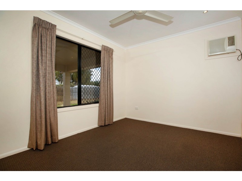 16 Simonsen Court, Kelso QLD 4815