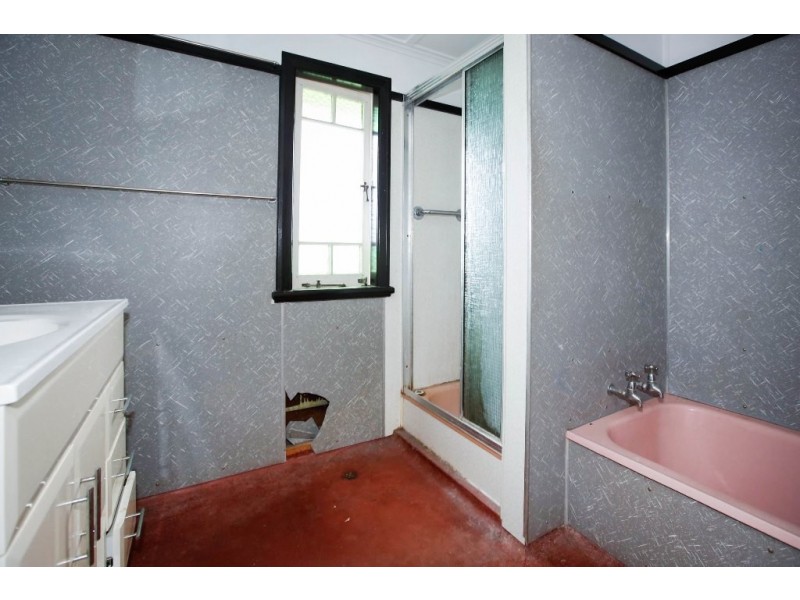 33 French Street, Pimlico QLD 4812