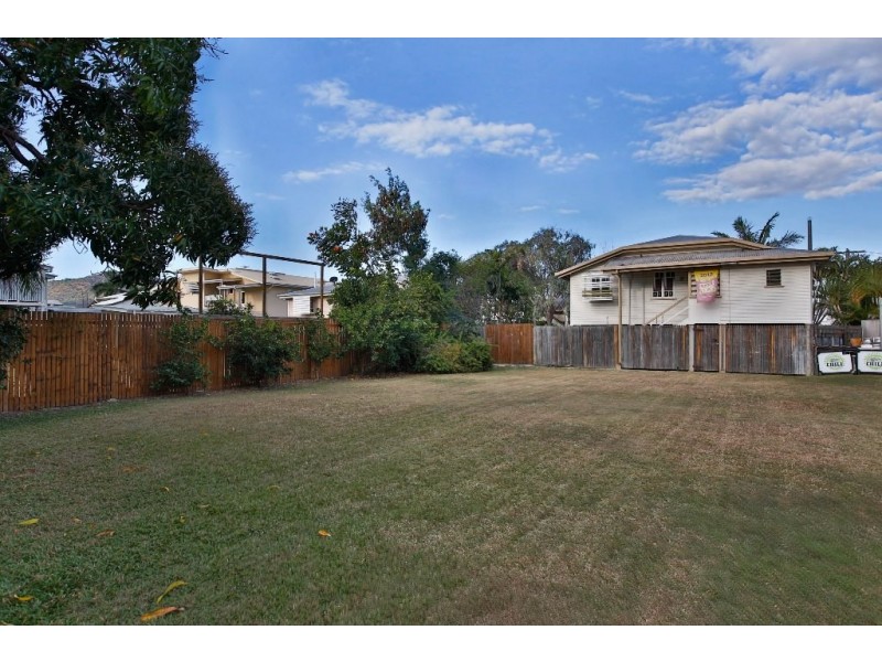 33 French Street, Pimlico QLD 4812