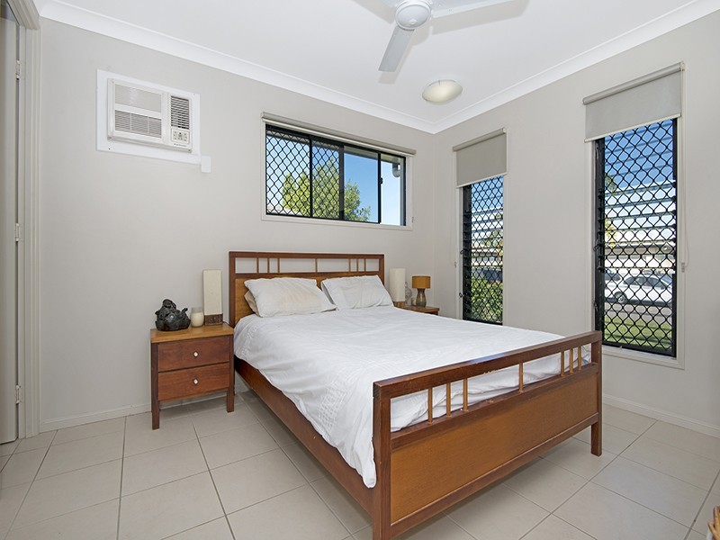 2 Sanderling Circuit, Kelso QLD 4815