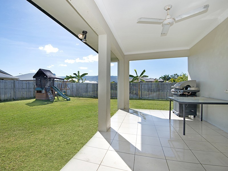2 Sanderling Circuit, Kelso QLD 4815