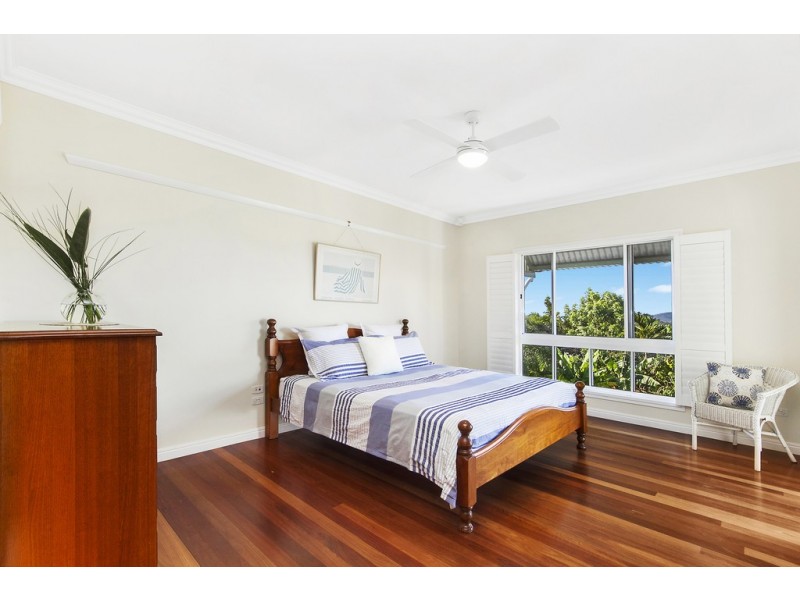 8 Tableland Terrace, Mount Louisa QLD 4814