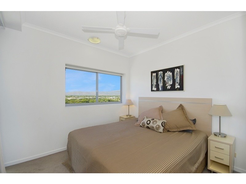 1108/2 Dibbs Street, South Townsville QLD 4810