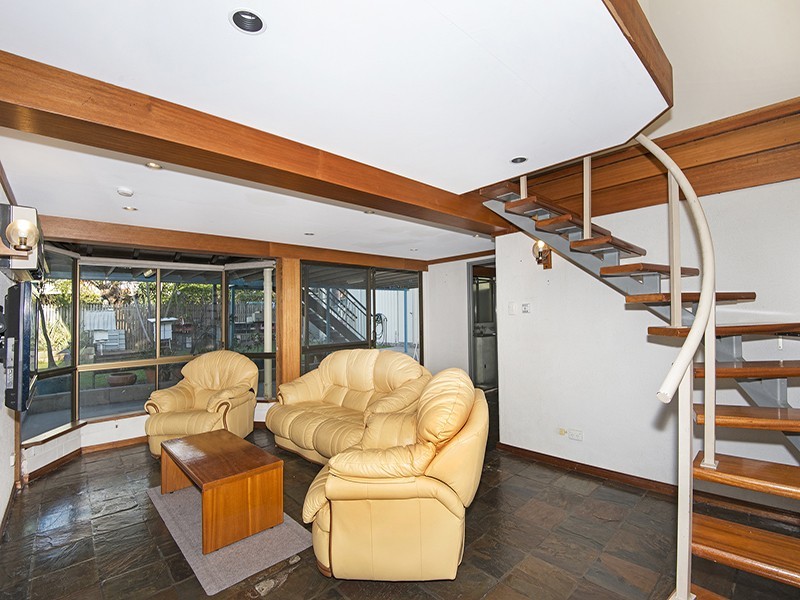 9 Rayleigh, Wulguru QLD 4811