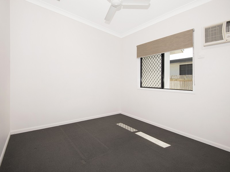 10 Tahlia CCT, Mount Louisa QLD 4814