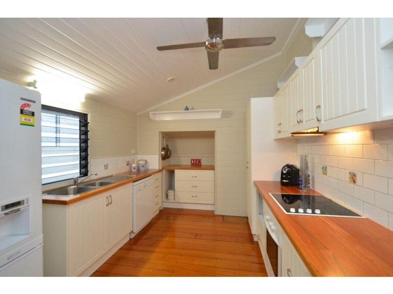 5 Lomax Street, Mysterton QLD 4812