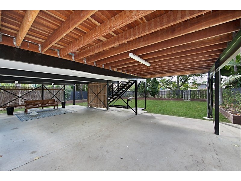 5 Lomax Street, Mysterton QLD 4812