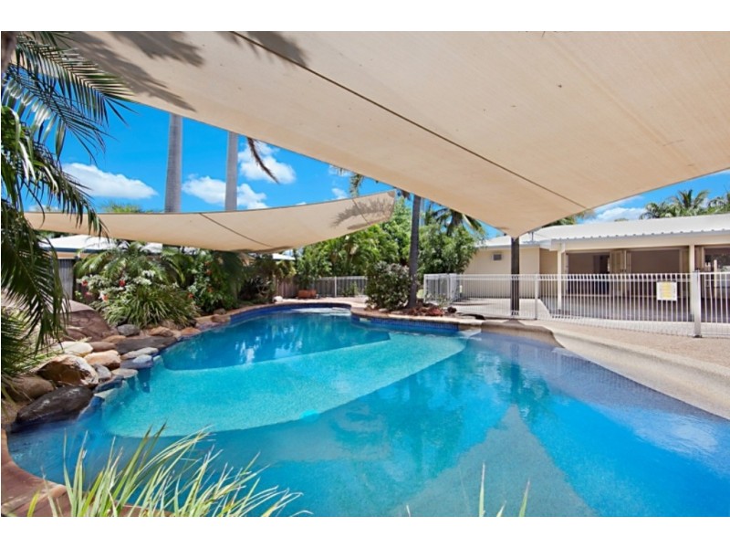 38 Golf Links Drive, Kirwan QLD 4817