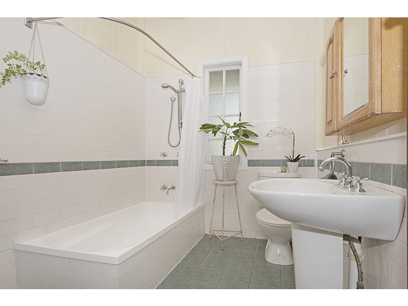 29 Bayswater Terrace, Hyde Park QLD 4812