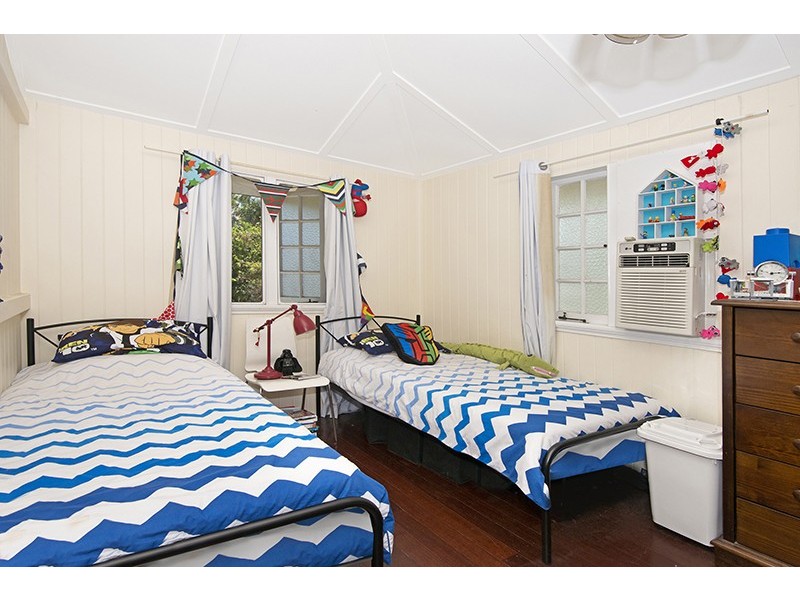 29 Bayswater Terrace, Hyde Park QLD 4812