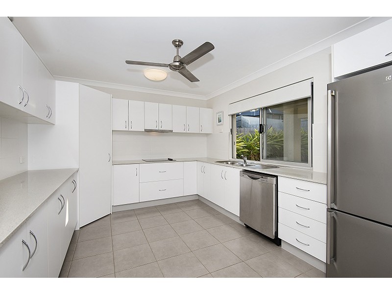 56 Minaret Way, Mount Louisa QLD 4814