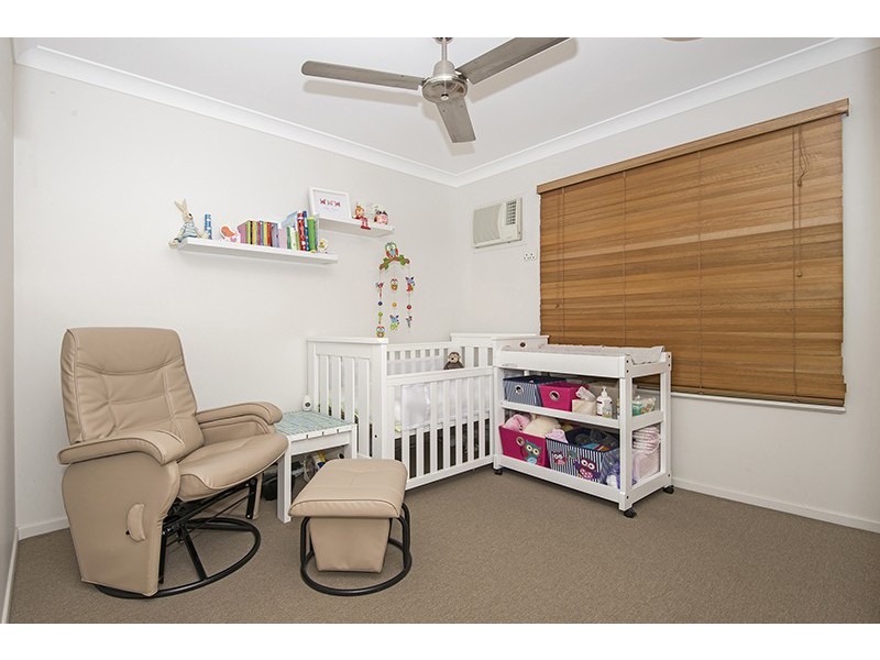 56 Minaret Way, Mount Louisa QLD 4814