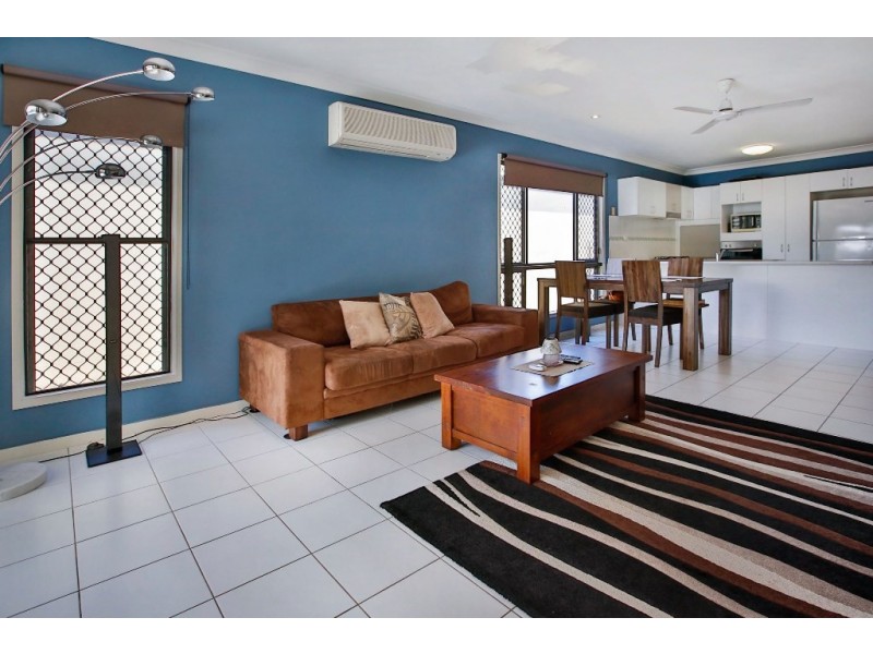 27 Laurie Motti Parade, Kirwan QLD 4817