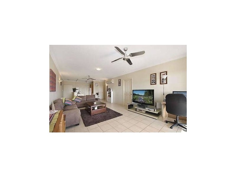2/2A Cleveland Terrace, Townsville City QLD 4810