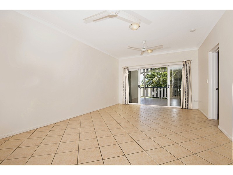 1/24 Martinez Ave, West End QLD 4810
