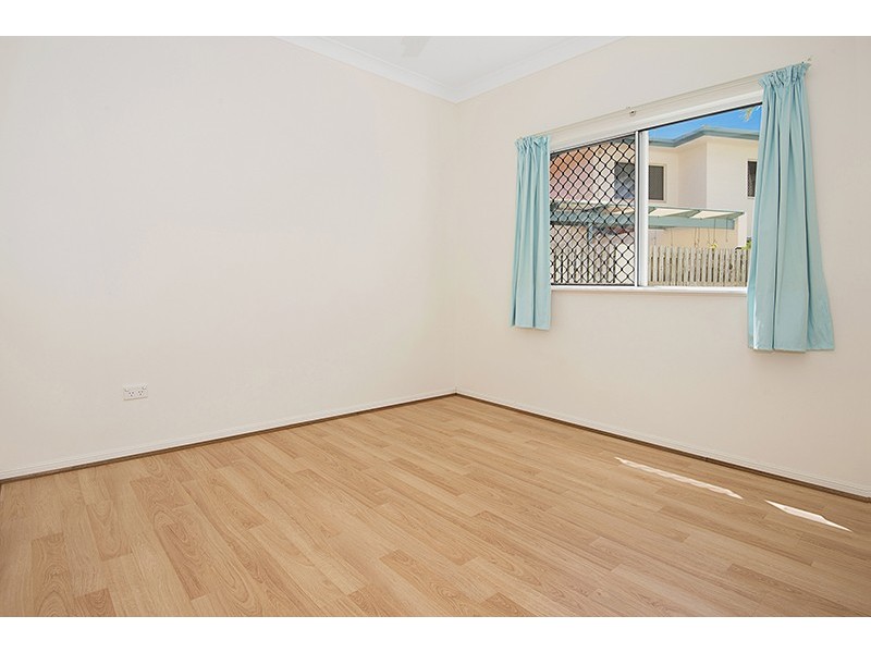 1/24 Martinez Ave, West End QLD 4810