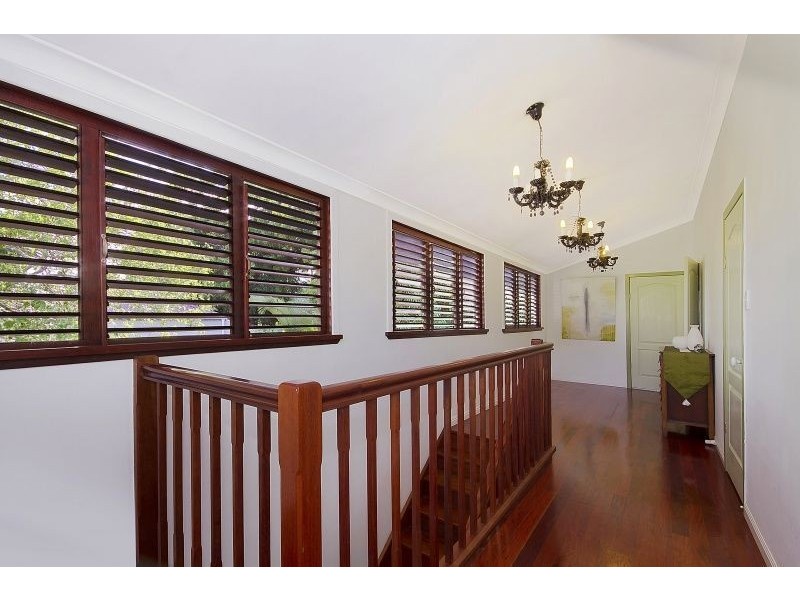 18 Hubert Street, South Townsville QLD 4810