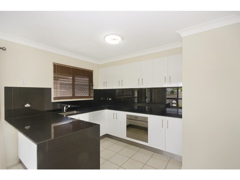 17 Kempton Chase, Burdell QLD 4818