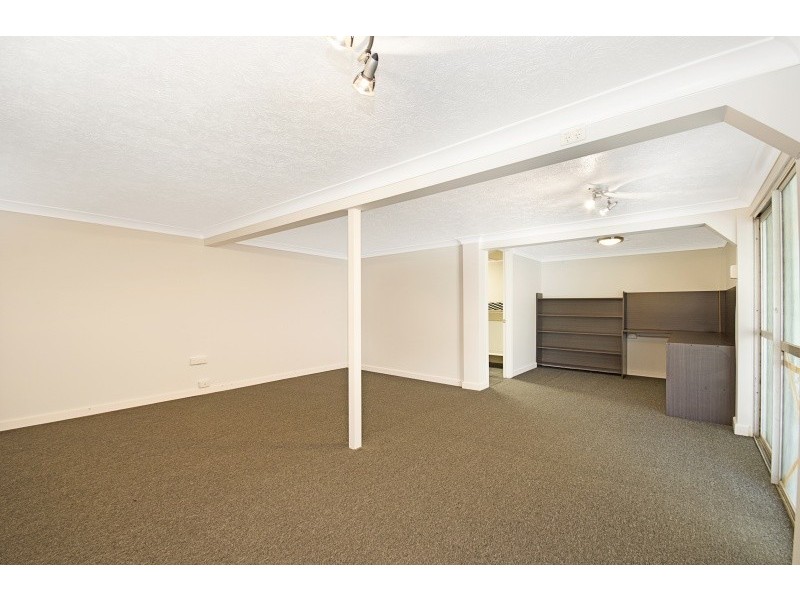 8 Tonkin Street, Heatley QLD 4814