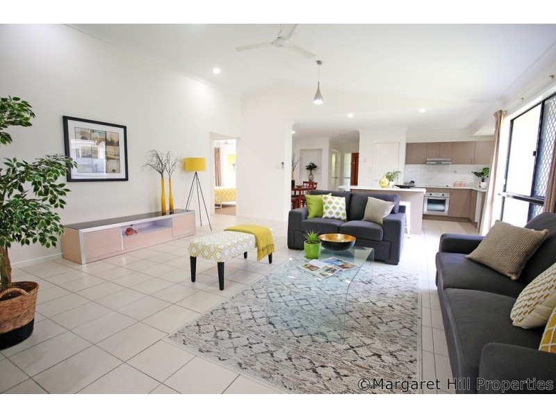 27 Springbrook Parade, Idalia QLD 4811