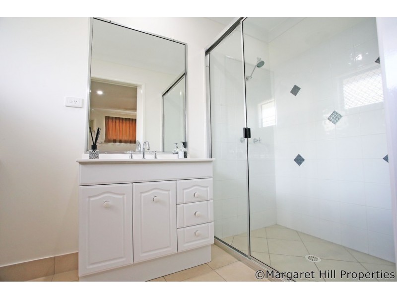 27 Springbrook Parade, Idalia QLD 4811