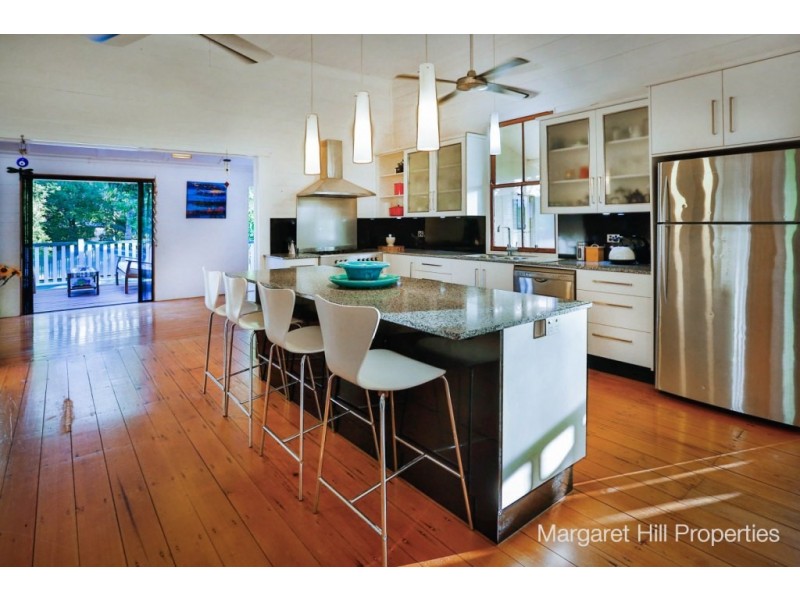 56 Queens Road, Hermit Park QLD 4812