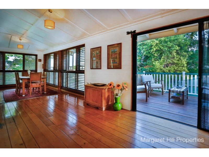 56 Queens Road, Hermit Park QLD 4812