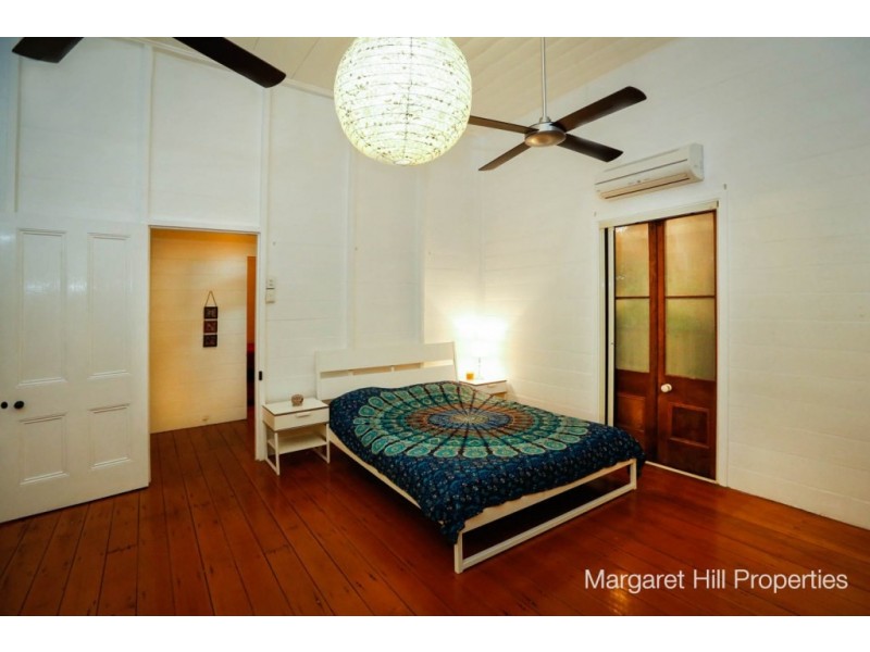 56 Queens Road, Hermit Park QLD 4812