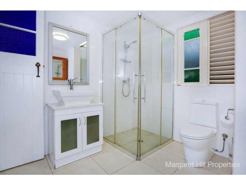 56 Queens Road, Hermit Park QLD 4812