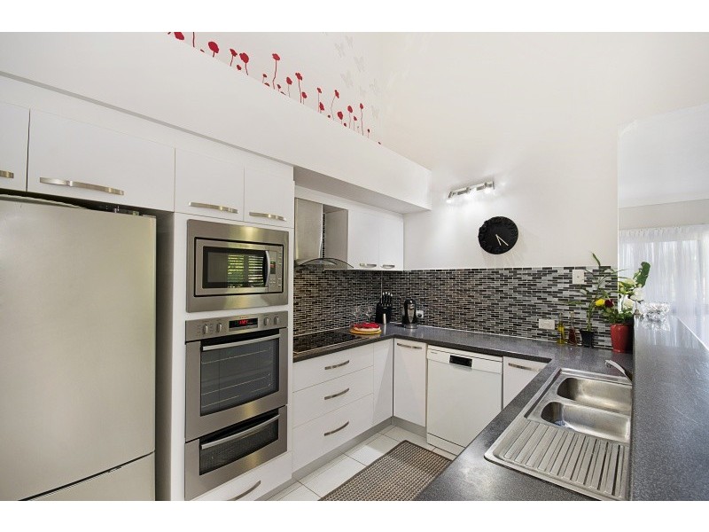 6/8 Paxton street, North Ward QLD 4810