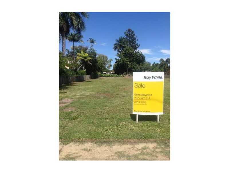 57 Park Street, Pimlico QLD 4812