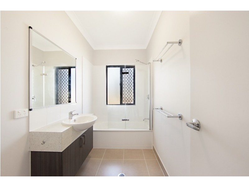 38 Elford Place, Mount Louisa QLD 4814