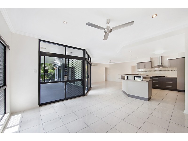 1 Sullivan Place, Kirwan QLD 4817