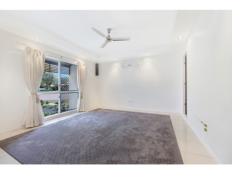 1 Sullivan Place, Kirwan QLD 4817