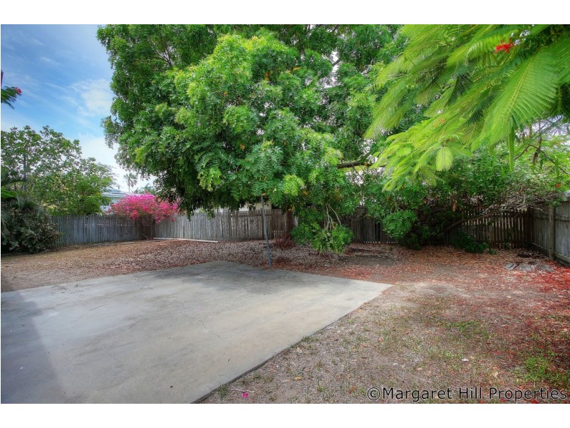 2 Arunta Street, Cranbrook QLD 4814