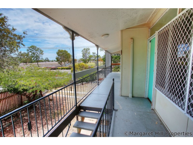 2 Arunta Street, Cranbrook QLD 4814